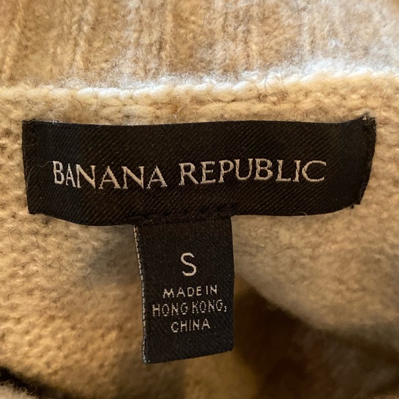 NWOT-Banana Republic tan mock turtleneck wool blend sweater-size small. - Picture 4 of 5